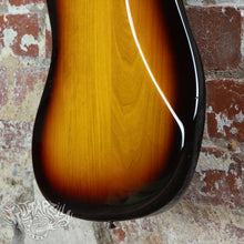 Load image into Gallery viewer, Fender Jazzmaster Classic 60&#39;s 2015 Sunburst MIJ Japan Exclusive
