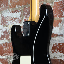 Load image into Gallery viewer, Fender Stratocaster &#39;57 Reissue ST57-58US 2000 Black CIJ Japan
