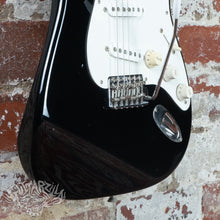 Load image into Gallery viewer, Fender Stratocaster &#39;57 Reissue ST57-58US 2000 Black CIJ Japan
