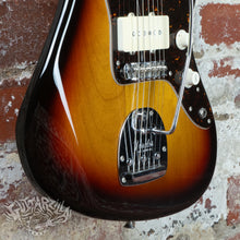 Load image into Gallery viewer, Fender Jazzmaster Classic 60&#39;s 2015 Sunburst MIJ Japan Exclusive
