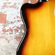 Load image into Gallery viewer, Fender Jazzmaster Classic 60&#39;s 2015 Sunburst MIJ Japan Exclusive
