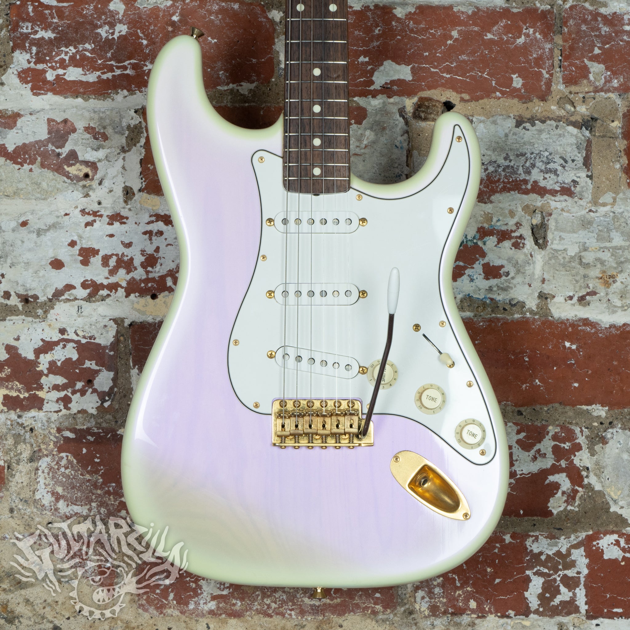 Fender Stratocaster '62 Reissue ST62-80SPL 2002 White Purple