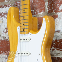 Load image into Gallery viewer, Fender Stratocaster &#39;54 Reissue ST54-83 DMC 2006 Natural CIJ Japan
