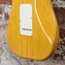 Load image into Gallery viewer, Fender Stratocaster &#39;54 Reissue ST54-83 DMC 2006 Natural CIJ Japan
