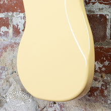 Load image into Gallery viewer, Fender Mustang '69 Reissue MG69-72 2006 Yellow White CIJ Japan
