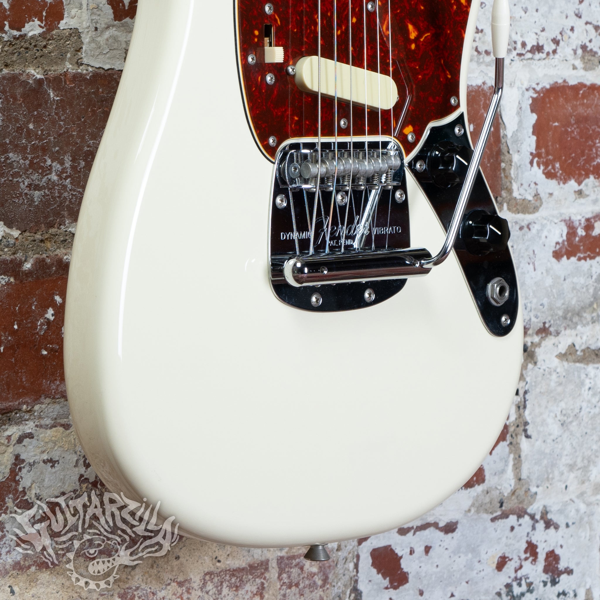 Fender Mustang MG65-86 Vintage Collection 2007 Vintage White MIJ