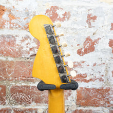 Load image into Gallery viewer, Fender Mustang MG65-86 Vintage Collection 2007 Vintage White MIJ Japan
