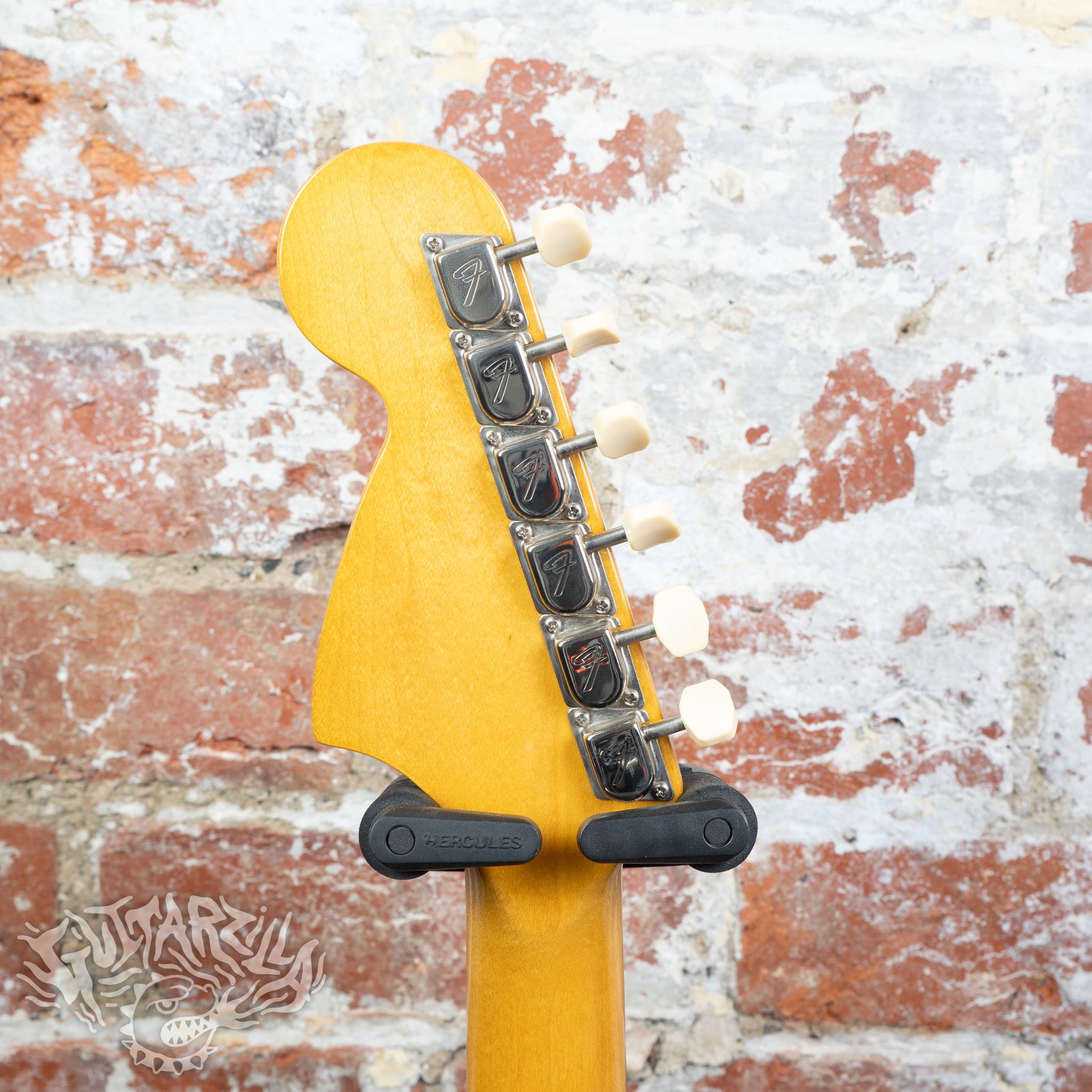 Fender Mustang MG65-86 Vintage Collection 2007 Vintage White MIJ