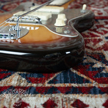 Load image into Gallery viewer, Fender Jazzmaster '66 Reissue JM66-80 2002 3 Tone Sunburst CIJ Japan

