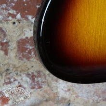 Load image into Gallery viewer, Fender Jazzmaster '66 Reissue JM66-80 2002 3 Tone Sunburst CIJ Japan

