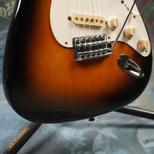 Load image into Gallery viewer, Fender Stratocaster &#39;57 Reissue ST57-500 1988 Sunburst MIJ Japan FujiGen

