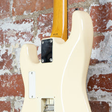 Load image into Gallery viewer, Fender Stratocaster &#39;62 Reissue ST62-770LS 1989 Olympic White Lace Sensor Active MIJ Japan FujiGen
