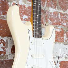 Load image into Gallery viewer, Fender Stratocaster &#39;62 Reissue ST62-770LS 1989 Olympic White Lace Sensor Active MIJ Japan FujiGen
