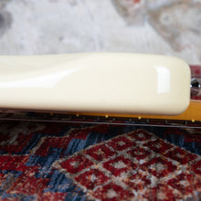 Load image into Gallery viewer, Fender Stratocaster &#39;62 Reissue ST62-770LS 1989 Olympic White Lace Sensor Active MIJ Japan FujiGen

