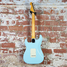 Load image into Gallery viewer, Fender Stratocaster '62 Reissue ST62 TX Texas Special 1999 Sonic Blue CIJ Japan

