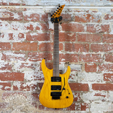 Load image into Gallery viewer, Charvel Super Dinky SDK-085-HH 1990's Trans Amber
