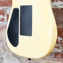 Load image into Gallery viewer, Charvel Model 3 Superstrat 1987 Pearl White MIJ Japan
