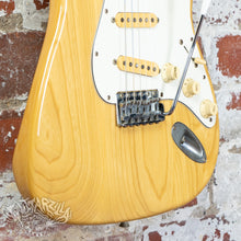 Load image into Gallery viewer, Fender Stratocaster &#39;72 Reissue ST72-75 1992 Natural MIJ Japan

