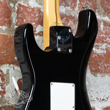 Load image into Gallery viewer, Fender Short Scale Stratocaster STS-58 1993 Black MIJ Japan FujiGen
