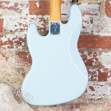 Load image into Gallery viewer, Fender Gold Foil Jazz Bass 2022 Sonic Blue
