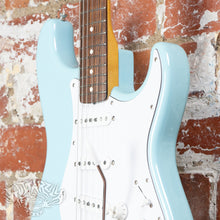 Load image into Gallery viewer, Fender Stratocaster &#39;62 Reissue ST62-US 2010 Sonic Blue MIJ Japan
