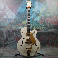 Load image into Gallery viewer, Gretsch White Falcon G7593 Wire Bigsby 2013 MIJ Japan
