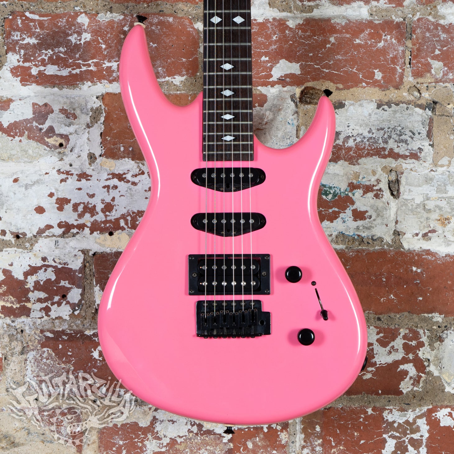 Aria Pro II Vanguard Series VA-430S 1990's Pink