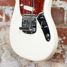 Load image into Gallery viewer, Fender Mustang '69 Reissue MG69 2014 Vintage White MIJ Japan

