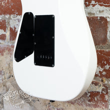 Load image into Gallery viewer, Tokai Custom Edition Superstrat JSR-504SW 1987 White MIJ Japan
