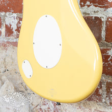 Load image into Gallery viewer, Yamaha SGV-300 Flying Samurai 2000's Yellow
