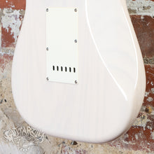 Load image into Gallery viewer, Fender Stratocaster ST57-TX ALG 2015 US Blonde MIJ Japan
