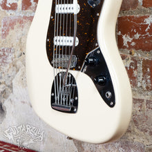Load image into Gallery viewer, Fender Bass VI 2012 Vintage White MIJ Japan Offset
