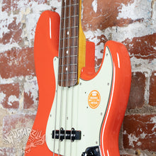 Load image into Gallery viewer, Fender Jazz Bass &#39;62 Reissue JB62-75US 2000 Fiesta Red CIJ Japan
