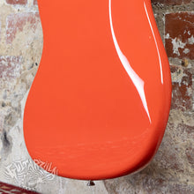 Load image into Gallery viewer, Fender Jazz Bass &#39;62 Reissue JB62-75US 2000 Fiesta Red CIJ Japan
