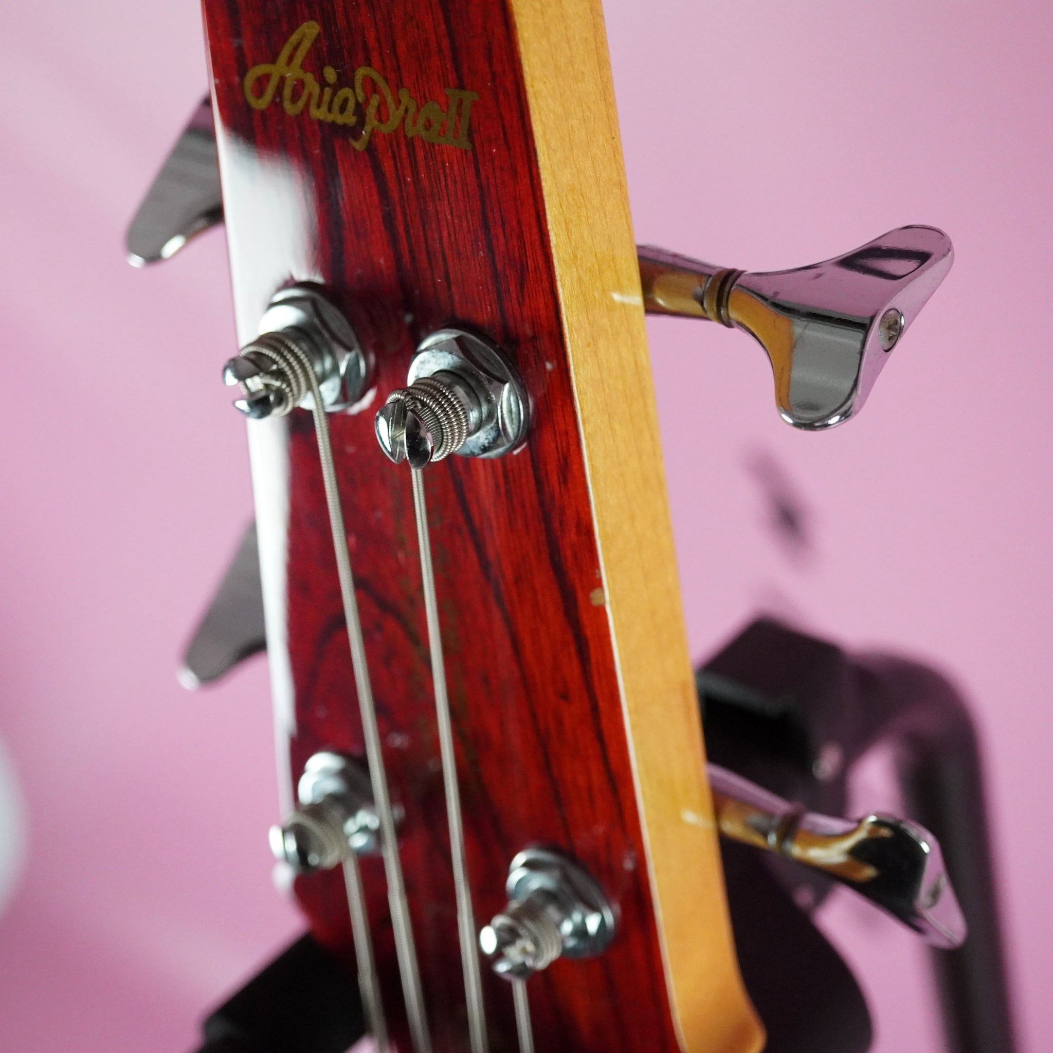 Aria Pro II SB-R60 1981 Padouk Red MIJ Japan Vintage – Guitarzilla
