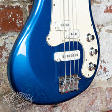 Load image into Gallery viewer, Yamaha SBV-550 2000's Blue Sparkle Flying Samurai
