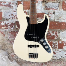 Load image into Gallery viewer, Fender Aerodyne Jazz Bass AJB 2006 Vintage White CIJ Japan

