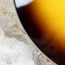 Load image into Gallery viewer, Epiphone Emperor Regent 2001 Antique Sunburst Peerless Korea
