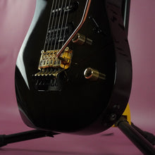 Load image into Gallery viewer, Charvel CDS-075-SSH 1993 See Through Black Burst MIJ Japan
