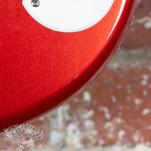 Load image into Gallery viewer, Yamaha SGV-300 Flying Samurai 2000's Candy Apple Red
