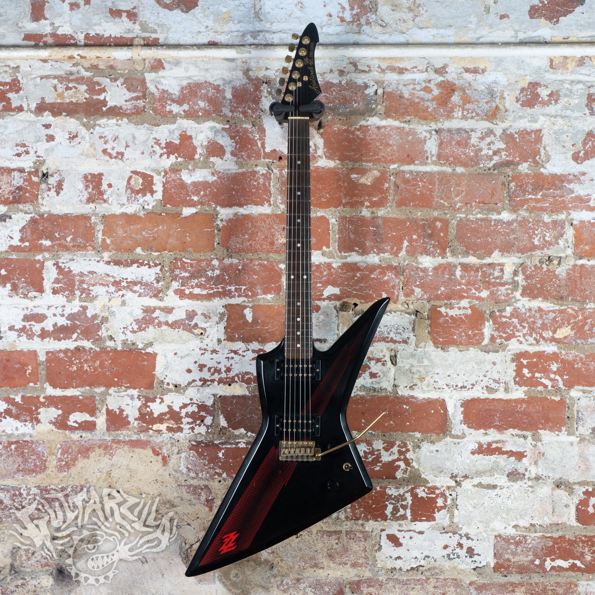 Aria Pro II ZZ Deluxe-V 1983 Black With Thunderbolt MIJ Matsumoku
