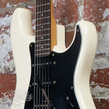 Load image into Gallery viewer, Squier Stratocaster ST-336 Medium Scale 1985 Vintage White MIJ Japan HSS
