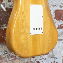 Load image into Gallery viewer, Greco SE-600 Super Sound Double Cut 1979 Natural MIJ FujiGen Japan
