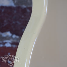 Load image into Gallery viewer, Fender Boxer Series Stratocaster SF-456 1987 Snow White MIJ Japan
