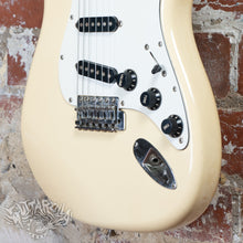 Load image into Gallery viewer, Squier Japan '72 Reissue Stratocaster CST-30 E Serial MIJ 1986 Olympic White
