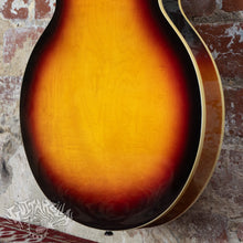Load image into Gallery viewer, Epiphone Rivoli II Sunburst Semi Hollow Short Scale Bass 2000 Sunburst Peerless
