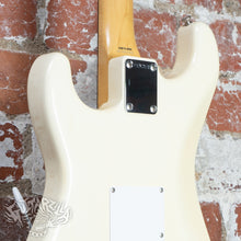 Load image into Gallery viewer, Fender Stratocaster '62 Reissue ST62-55 1986 Olympic White MIJ Japan FujiGen
