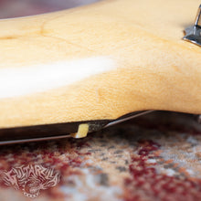 Load image into Gallery viewer, Fender Stratocaster '62 Reissue ST62-55 1986 Olympic White MIJ Japan FujiGen

