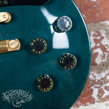 Load image into Gallery viewer, Gibson Les Paul Studio 1998 Emerald Green
