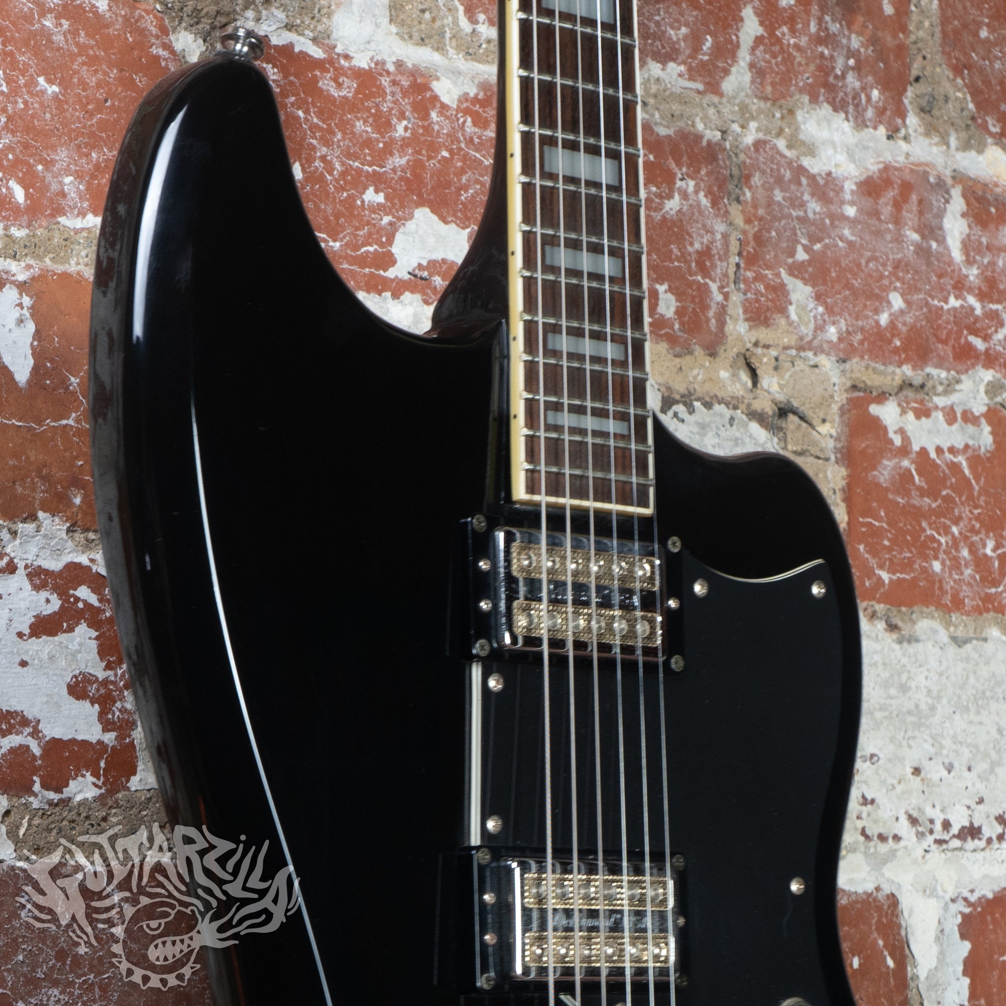 Dearmond by Guild Jet-Star 1998 Black – Guitarzilla